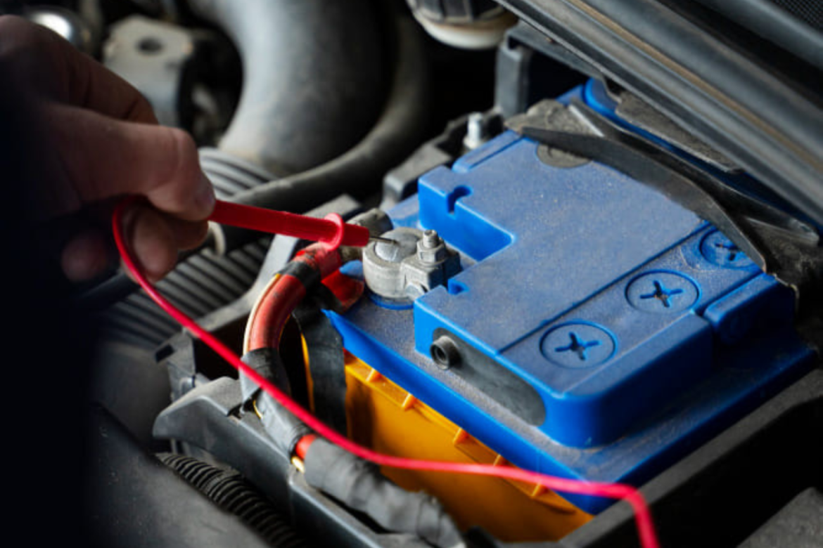 O que fazer quando a bateria do carro está descarregada?